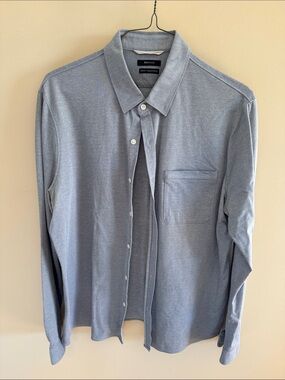 RW&CO. Men's Light Blue Long-Sleeve Button-Down Shirt